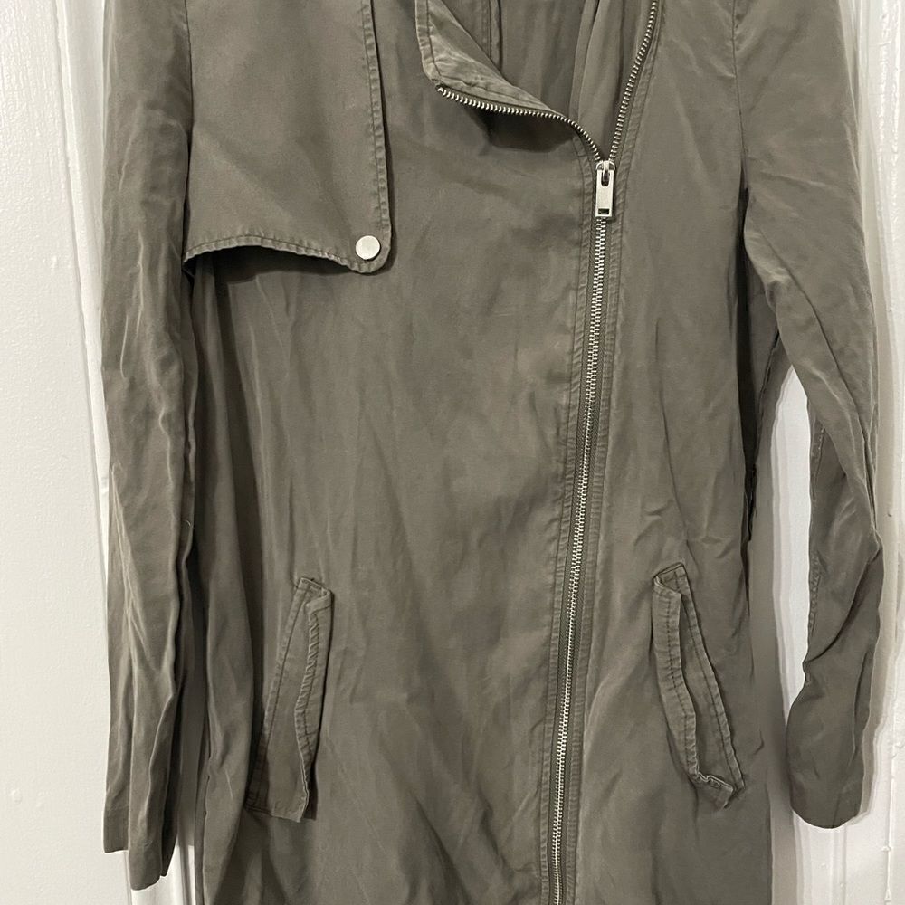Divided jacket   - Picture 2 of 5